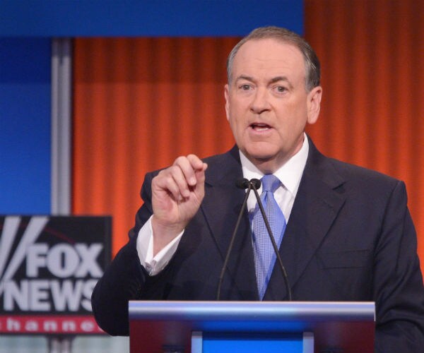 Huckabee: Why Should I Attack Donald Trump?
