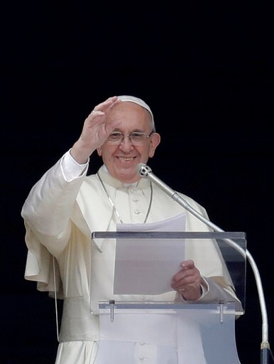 Pope Prays for Peace in Central African Republic