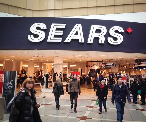 Sears Turns First Quarterly Profit in Nearly 2 Years on Cost Cuts