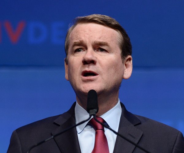 Presidential Hopeful Bennet Pledges $6 Trillion 'Real Deal'