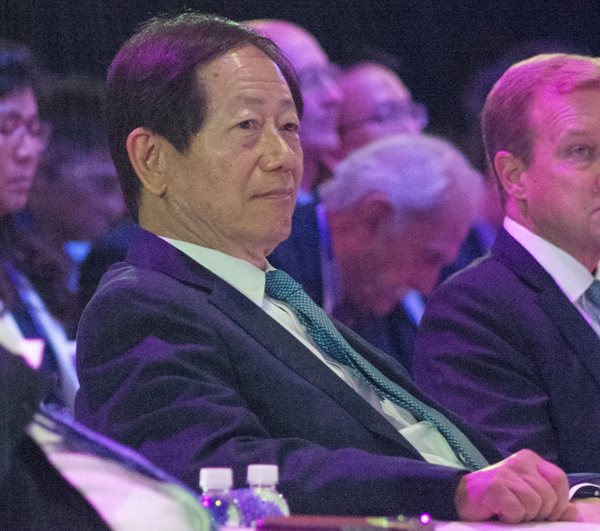 Stocks Sink - But TSMC, Samsung Bullish on AI