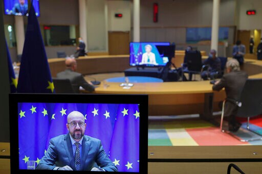 EU Decides against Emergency Summit on Omicron for Now