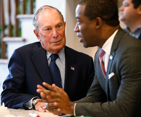 mike bloomberg and richmond, virginia mayor levar stoney