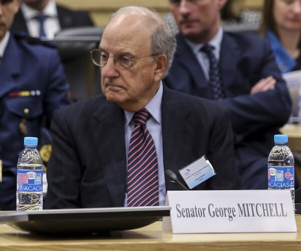 George Mitchell: 'One-State' Israel View Not 'Viable or Feasible'