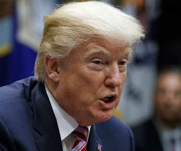 Trump Rejecting Pressure to Fire Mueller — For Now