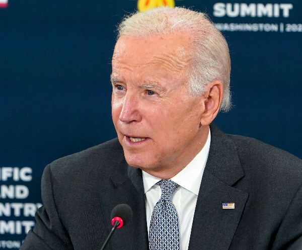 Biden: 'Our Country Hurts' After Ian Slams Florida