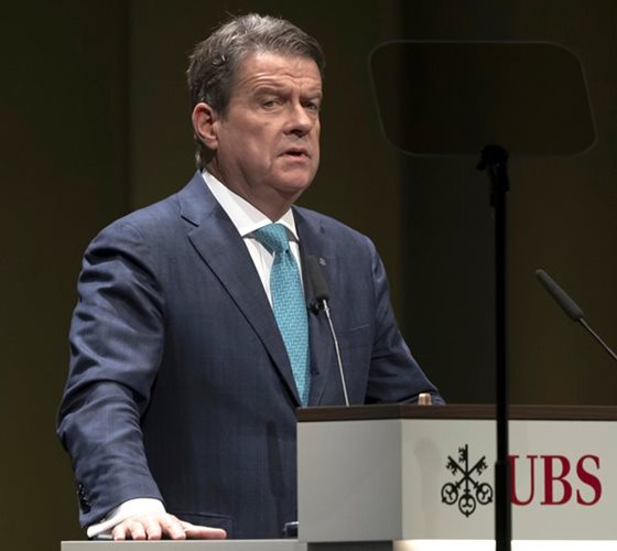 UBS Calls Credit Suisse Takeover a 'Major Challenge'