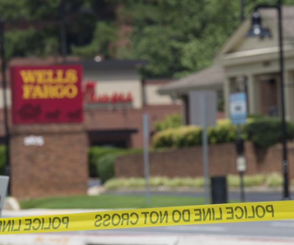 Man Who Claimed to Have Bomb at Bank Is Killed by Police