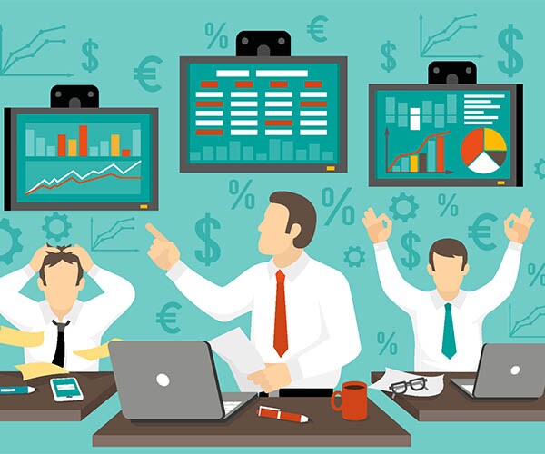 Wells Fargo: S&P 500 Will Climb to 2,200 in Next 12 Months