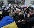 Ukraine, Russia Exchange 200 POWs Each in Latest Swap 