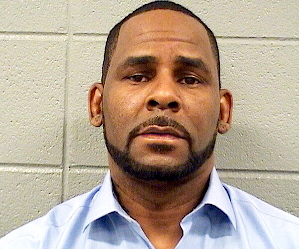 R. Kelly's mugshot 