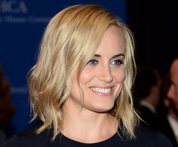 Taylor Schilling Injury: 'Orange' Star Hurt Her Face During Sex Scene