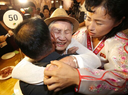 Korean Relatives Bid Emotional Farewell after Reunions