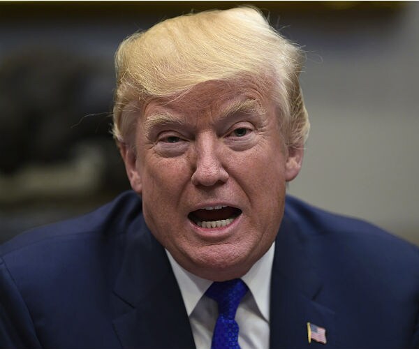 Trump Nominates Two for Key Economic Posts