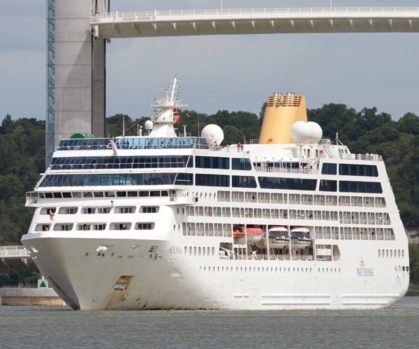 Carnival Wins Approval to Carry Cuban-Born Travelers on Ships