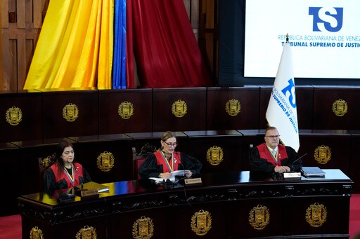 Venezuela's Supreme Court Certifies Maduro's Claims That he Won Presidential Election
