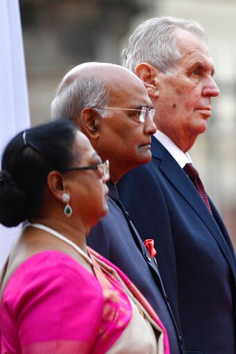 India's President Calls for Defense Cooperation with Czechs