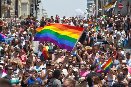 Over 200,000 at Tel Aviv Gay Pride Parade, Region's Biggest