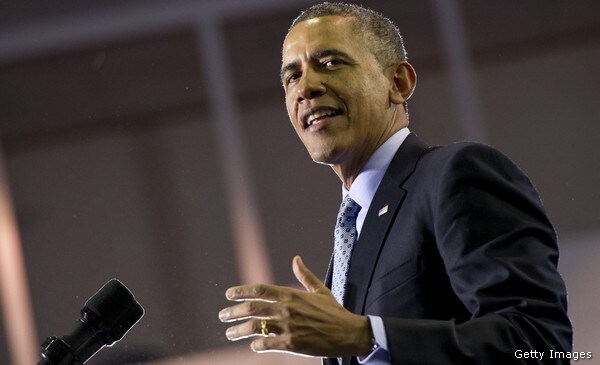 Obama Talks Ukraine 'De-escalation', Slams GOP at Fundraiser