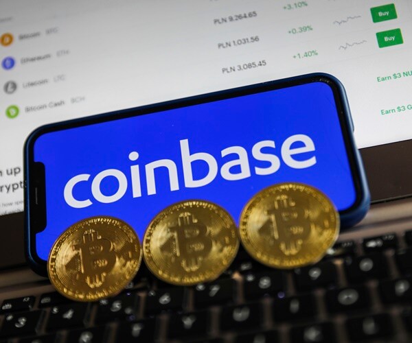 Coinbase Optimism on Wall Street Battles Bitcoin Weakness