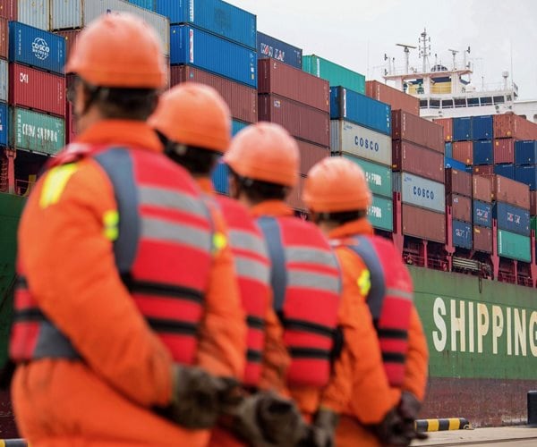 US Tariff Hikes on Chinese Goods Kick In, Beijing Vows Retaliation