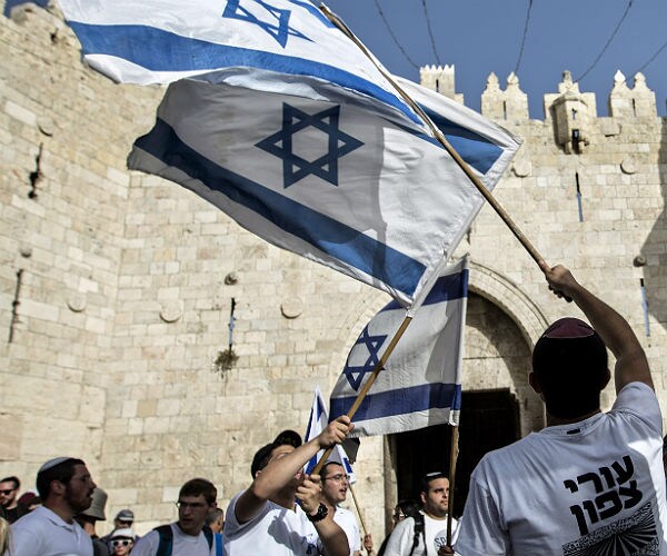 Trump Moving Forward With US Embassy Move in Israel Despite Warnings