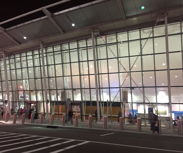 JFK Taxi Strike in Response to Immigration Ban Sparks Uber Boycott