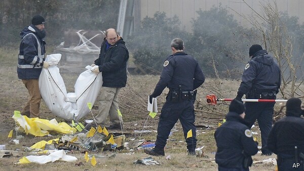 Tennessee Plane Crash During 2nd Landing Attempt Kills 4 in Family