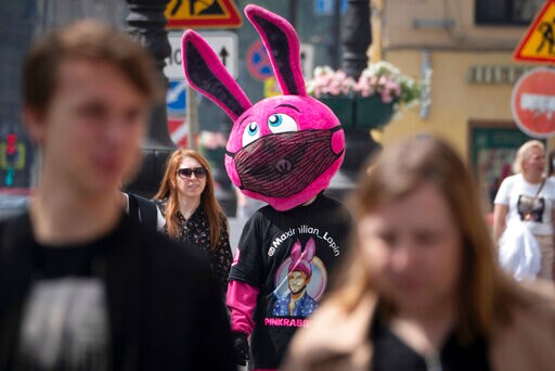 Moscow Uses Gift Certificates to Entice Voters to Referendum