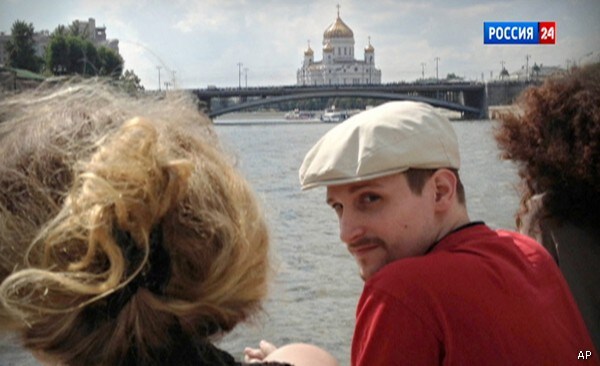 WSJ: Snowden's Refusal to Return to US Shows Cowardice