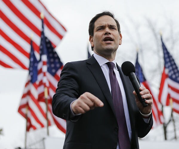 Rubio Backs Trump, But Still Considers Him a 'Con Man'