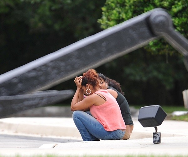 Coast Guard: U.S. Ship 'El Faro' Carrying 33 Sunk in Hurricane, Body Found 