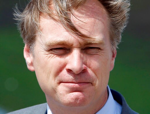 UK Honors Cave Rescue Divers, Twiggy, Monty Python's Palin