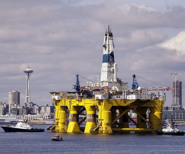 Singapore Oil Prices Fall on Rising US Crude Inventories