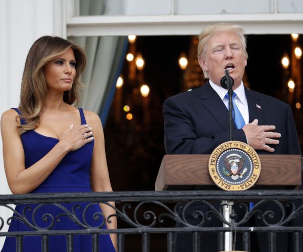 Trump Reiterates Promise to End AIDS in 10 Years