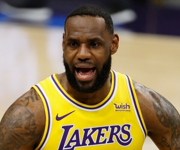 LeBron James: &lsquo;We Live in 2 Americas&rsquo; | Newsmax.com