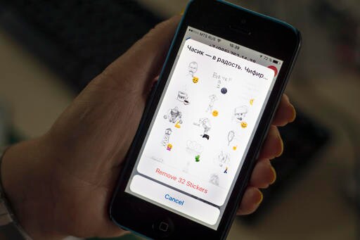 Imprisoned Russian Draws Prison Life for Messaging Stickers