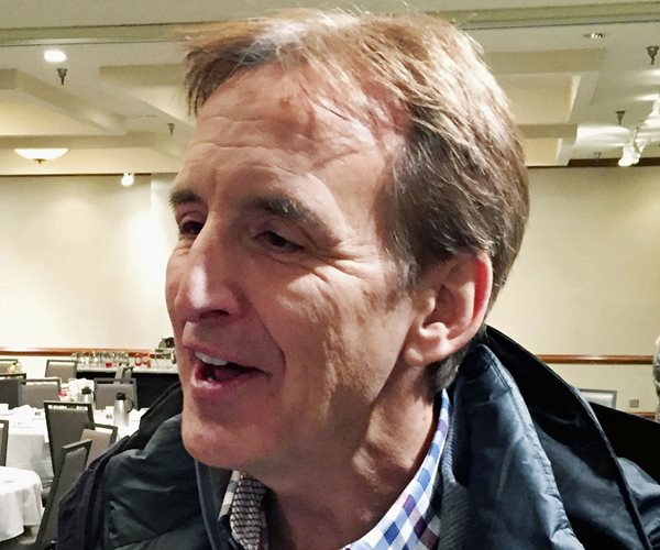 Minnesota's Pawlenty Seeks Return to Governor's Mansion