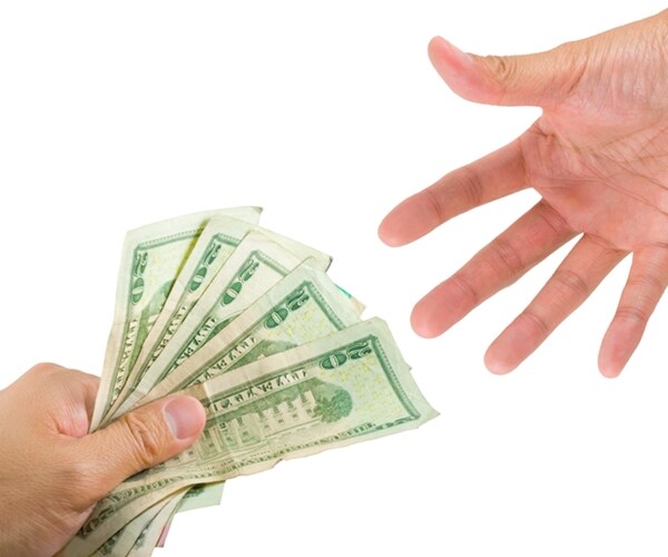 US Investment-Grade Loan Issuance Drops to Lowest Since 2013