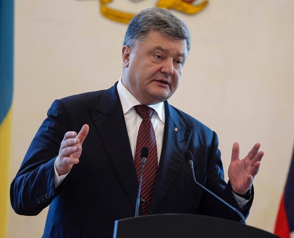 Ukraine's President Hit With Russia Graft Scandal  