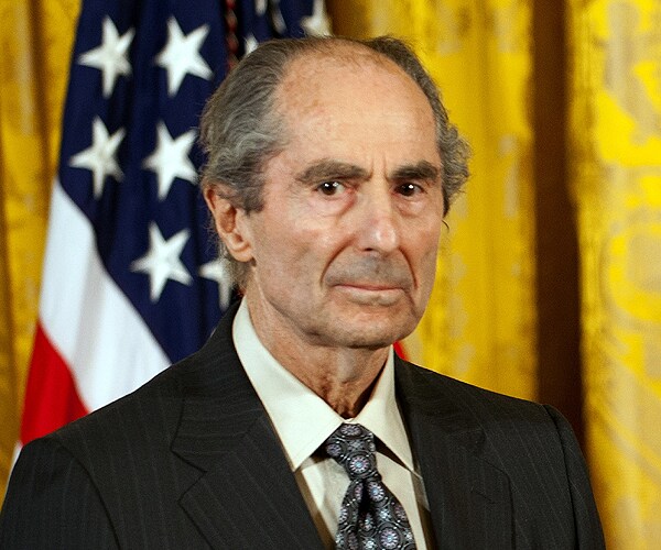 Phillip Roth, Dead at 85, Set High Standards for Himself as a Novelist and His Many Books
