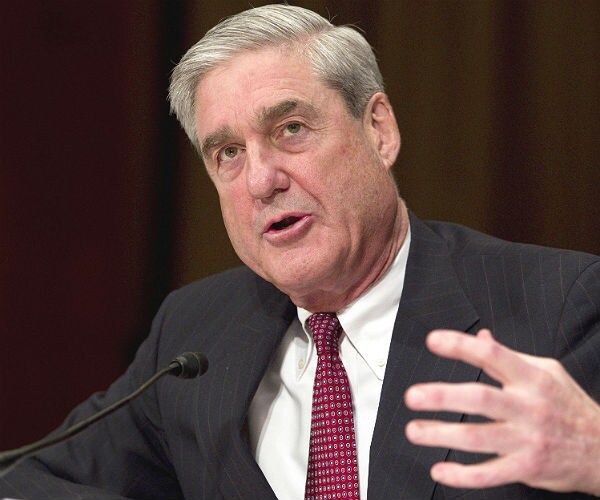 Bill Shielding Mueller From Trump Unlikely Soon in Senate