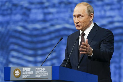 Putin Calls to Improve Ties with the EU Despite Sanctions