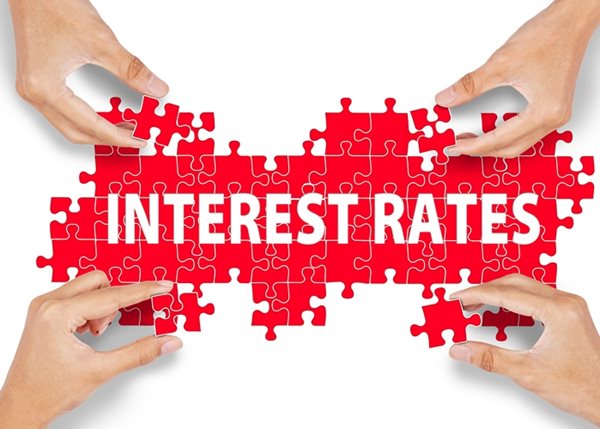 Fed's Mester Sees Gradual Rate Increases Despite Weak Jobs Data