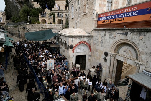 In Jerusalem, Palestinian Christians Observe Scaled-down Good Friday Celebrations