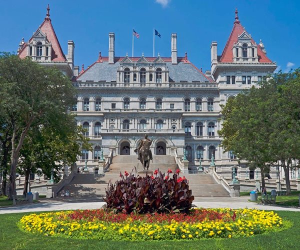 New York Senate OKs Giving US House Trump State Tax Return