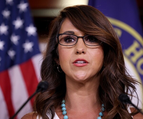 lauren boebert speaks into mic