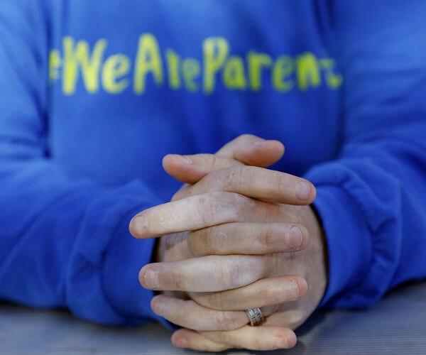 Mississippi Woman Seeks Parental Rights in Same-Sex Divorce