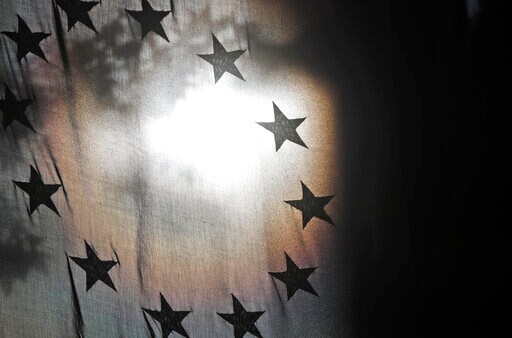 EU to UK on Brexit Talks: 'You Can't Have Cake, eat it Too'