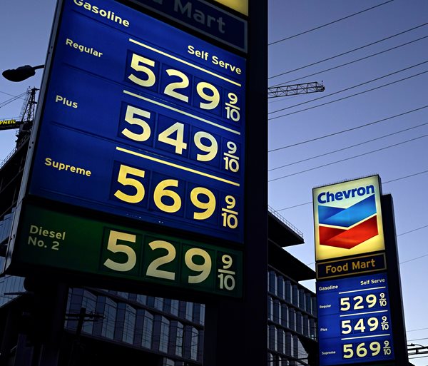 Mideast War Threatens Global Stagflation